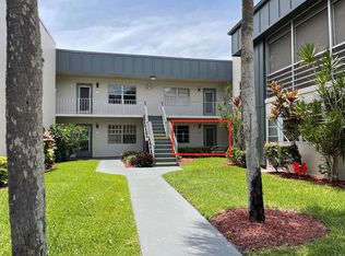 306 Burgundy Ave #G, Delray Beach, FL 33484