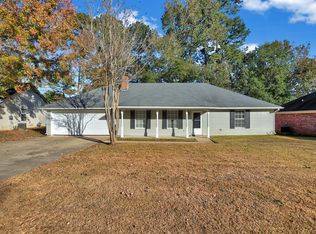 121 Bellegrove Cir, Brandon, MS 39047