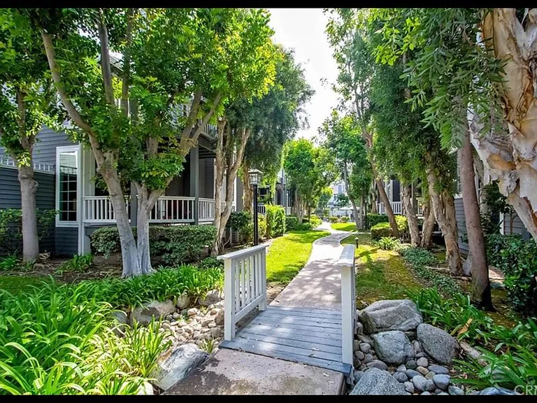 2330 Vanguard Way #A102 — Photo 25