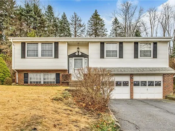 2722 Sapling St, Allison Park, PA 15101