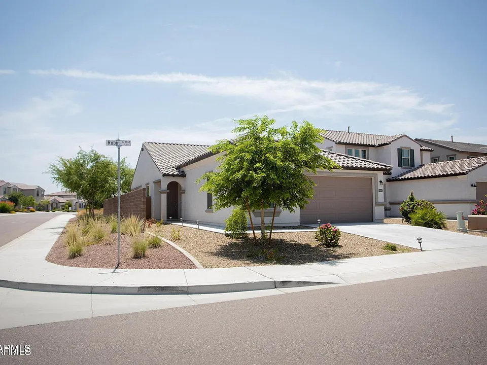 9969 W Robin Ln