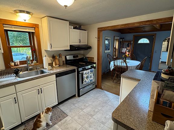 5th image of 20 Buttonwood Ln