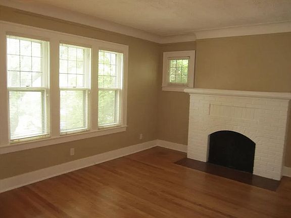 Living room and ornamental fireplace