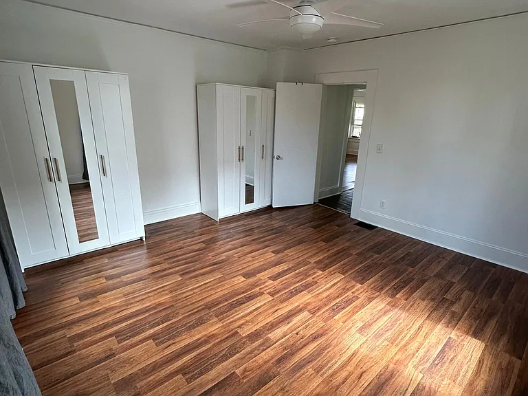 Oak Hill Cir — Photo 8