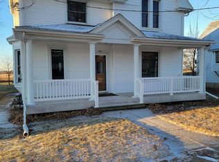 525 South St, Ridgeway, IA 52165