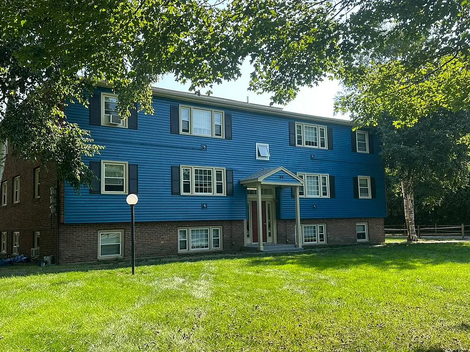 81 Seminary Hl #10