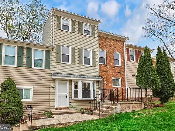 2nd image of 13842 Beaujolais Ct