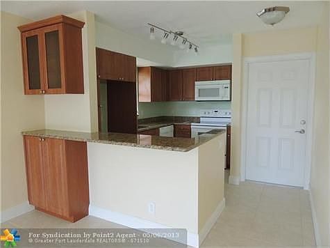 2nd image of 4737 NE 25th Ave APT 205