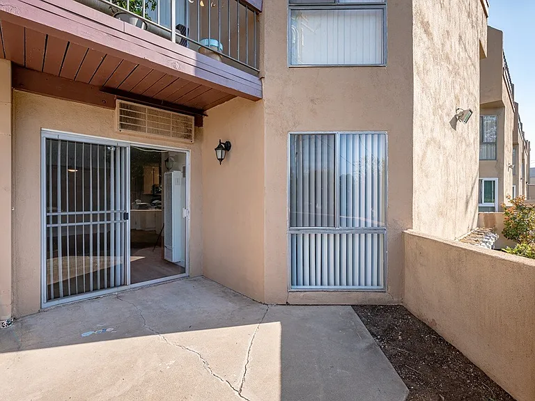 Oak Park Apartments — Photo 20