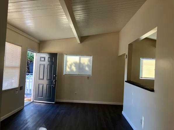 1042 E Grand Ave, Escondido, CA 92025