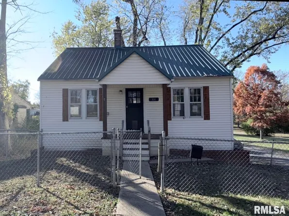 331 N 4th St, Mount Vernon, IL 62864