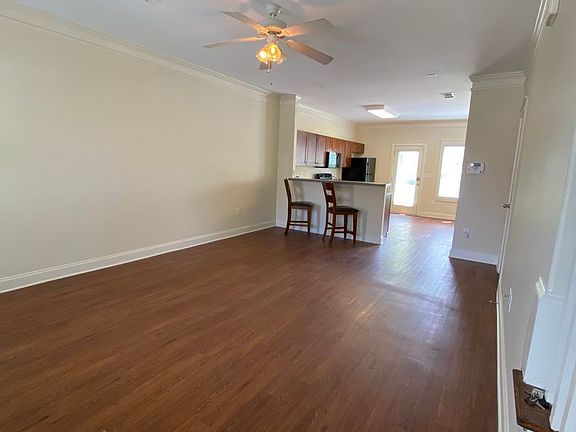 2nd image of 1929 Bluff Rd Unit 130