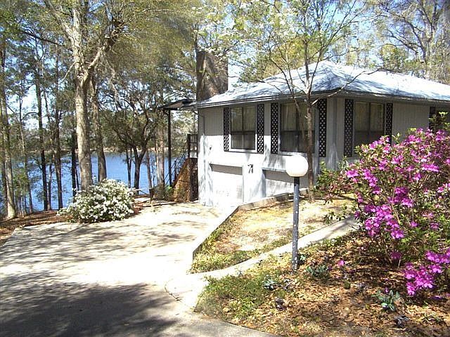 2914 Paradise Lakes Rd