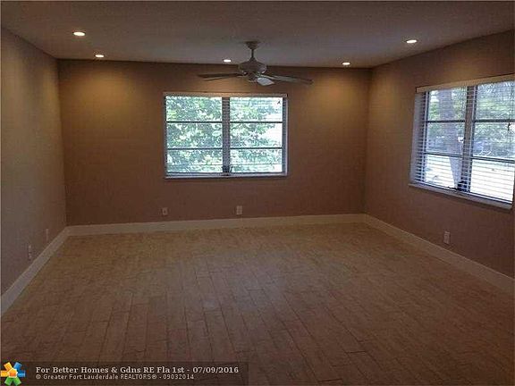 2nd image of 1950 N Andrews Ave APT 212D
