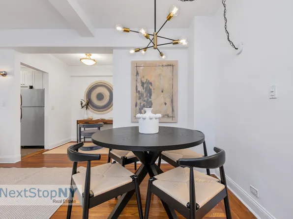 400 East 52nd Street image 5 of 10