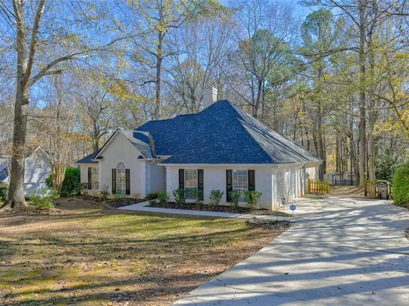 108 Biencourt Dr, Griffin, GA 30223