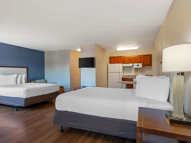 Studio Suite - 2 Queen Beds