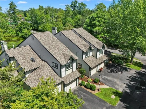 3 Lake Forest Drive, Burlington, VT 05401