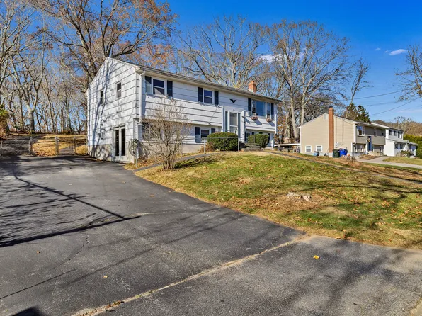 350 Ring Drive, Groton, CT 06340