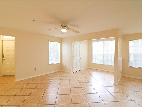 5th image of 1610 Columbia Arms Cir Unit 132