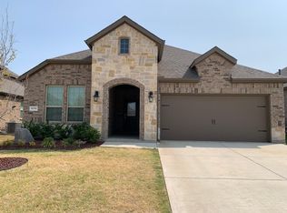 10704 Table Bluff St, Aubrey, TX 76227