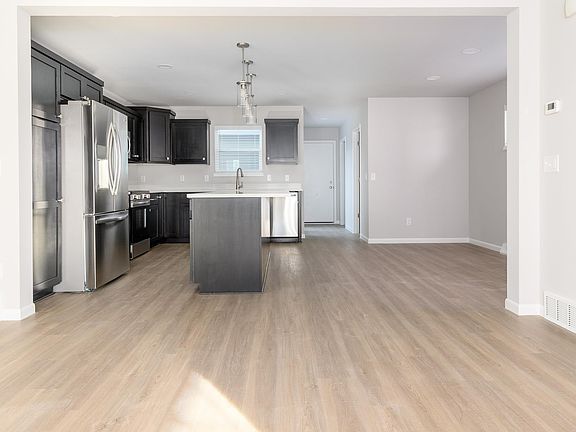 4th image of 9244 Gentle Feather Rd
