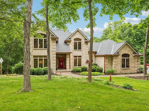 W332S9291 Red Brae DRIVE, Mukwonago, WI 53149