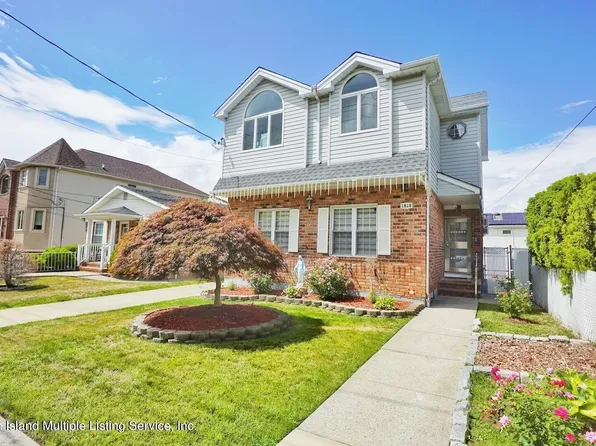 1818 Carlton Ave, Staten Island, NY 10309