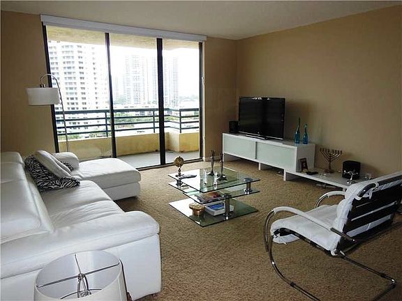 3rd image of 3300 NE 191st St APT 1108