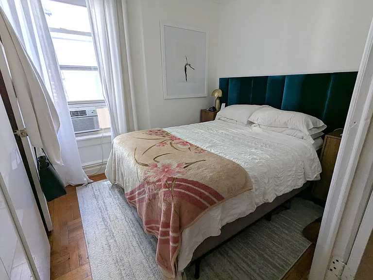 646 W End Ave #4C — Photo 5