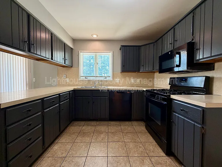 6800 68th St SE — Photo 12