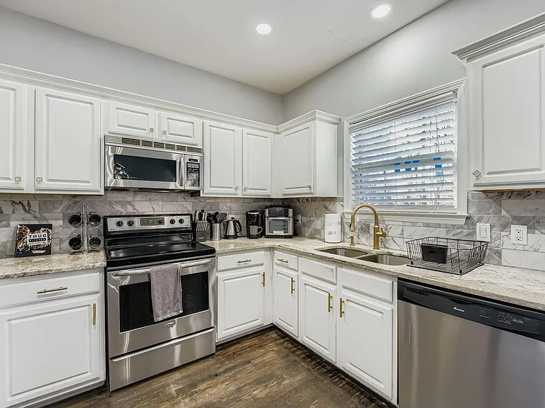 3230 Tucker Pointe Dr — Photo 11