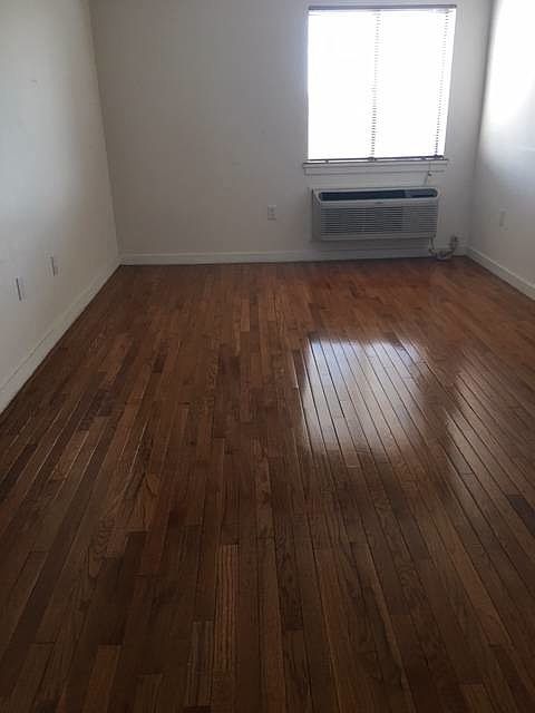 2nd image of 30 S 2nd St #613