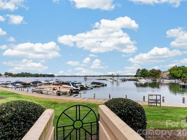 822 Southwest Dr, Davidson, NC 28036