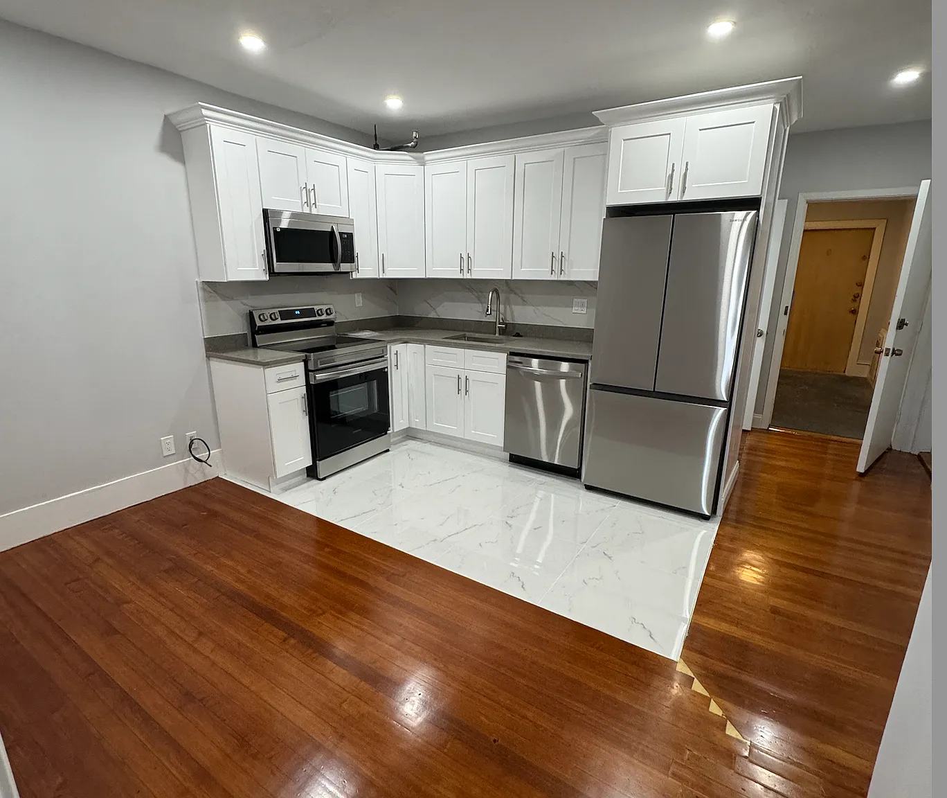 1 bed, $2,700 — Photo 4