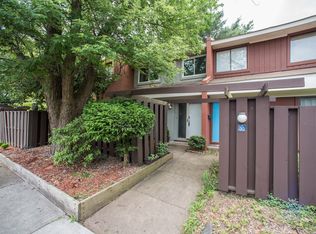 1332 Northgate Sq, Reston, VA 20190