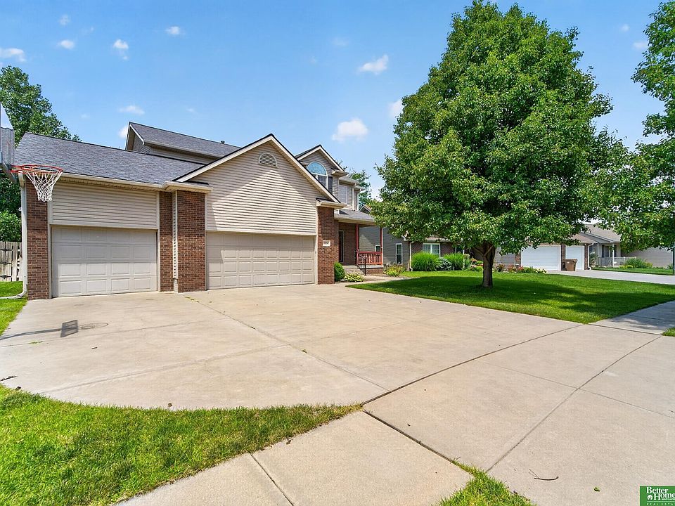 1st image of 5840 Clear Creek Dr