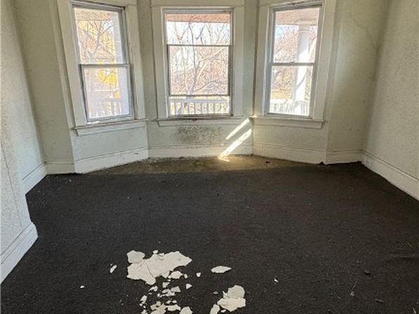 cleveland-ohio-33391061 picture