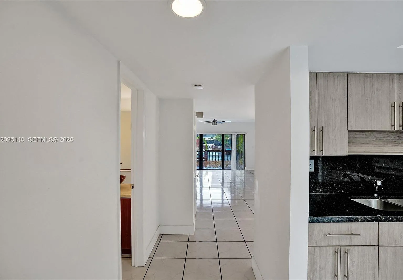 Lakeview Townhomes — Photo 4