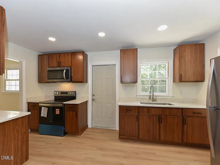 3809 Boddie Dr — Photo 9