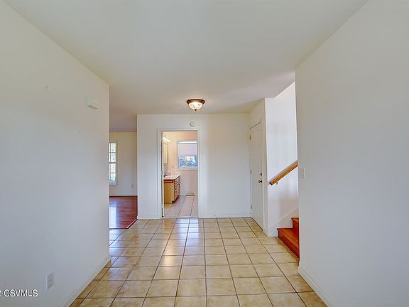 4th image of 11 Penn Brook Dr
