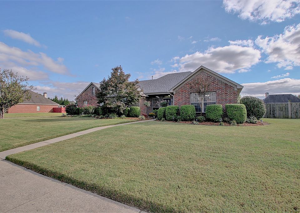 1st image of 13717 Hansfield Cir