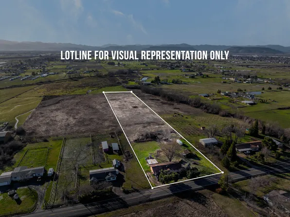 6475 N Foothill Rd, Medford, OR 97502