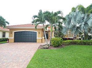 7005 Caviro Ln, Boynton Beach, FL 33437