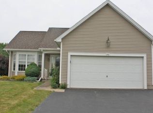 30 Hale Cir, Rochester, NY 14612