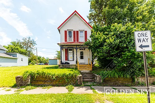1117 E Washington St Photo 1