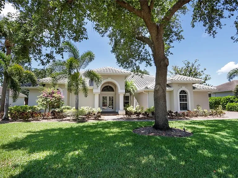 3510 Lakemont Dr — Photo 1