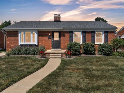 9623 Fairfield St, Livonia, MI, 48150