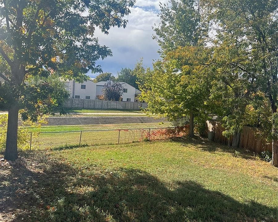 2nd image of 1431 S Paris Court