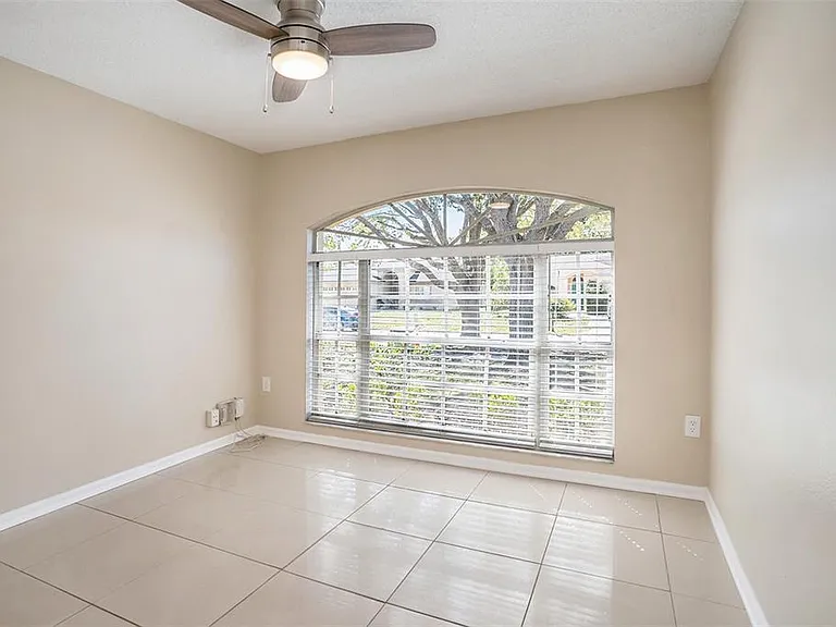 12712 Longcrest Dr — Photo 11